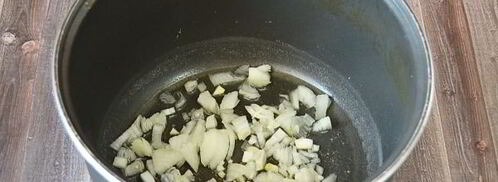 зеленый борщ в мультиварке. Шаг 4