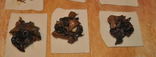 бульон с грибными ушками. Шаг 10