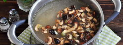 грибной суп на курином бульоне. Шаг 11