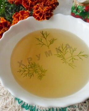 Прозрачный мясной бульон из свинины