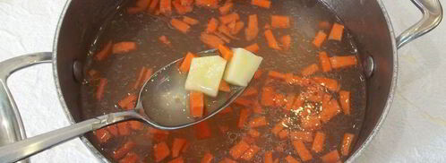 суп с фрикадельками и яйцом на мясном бульоне. Шаг 13