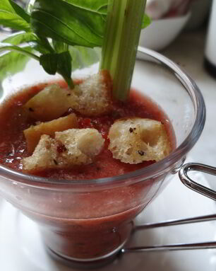 Гаспачо с сухариками