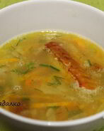 Гороховый суп с копчеными крылышками