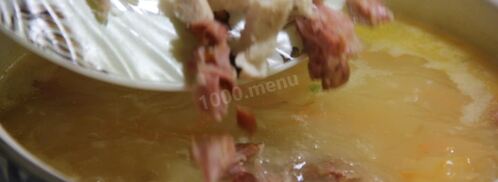 гороховый суп с копчеными ребрышками и курицей. Шаг 11
