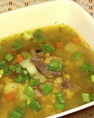 Гороховый суп с ребрышками в мультиварке