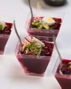 Холодный суп из свеклы