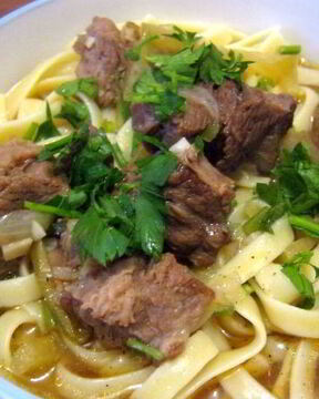 Лагман из говядины по-узбекски