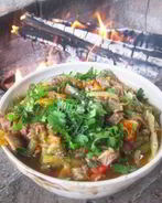 Лагман на костре в казане