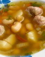 Мексиканский фасолевый суп с фрикадельками