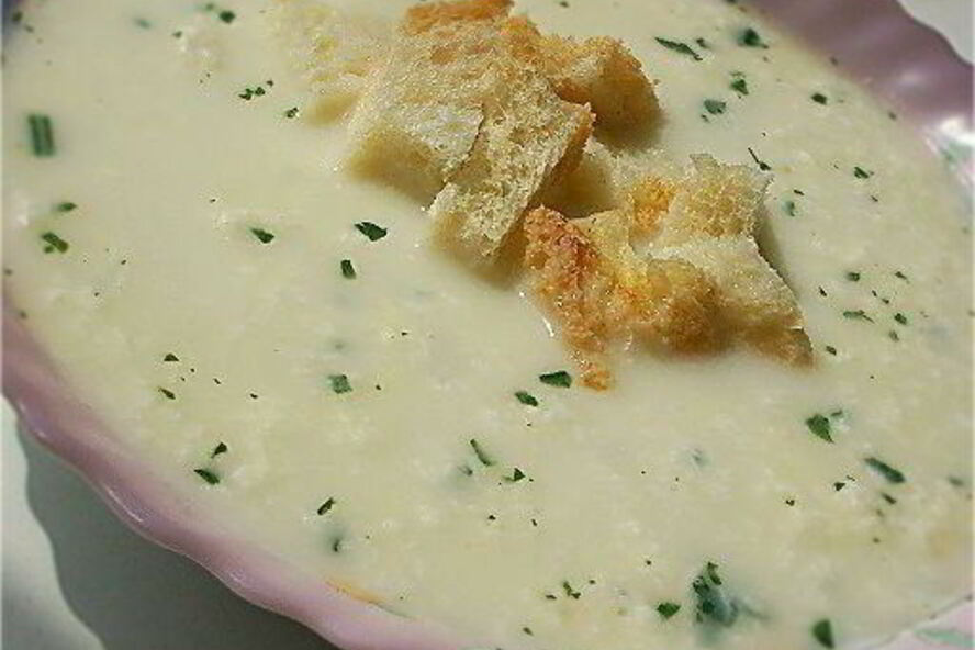 Рецепт альпийского молочного супа с сыром