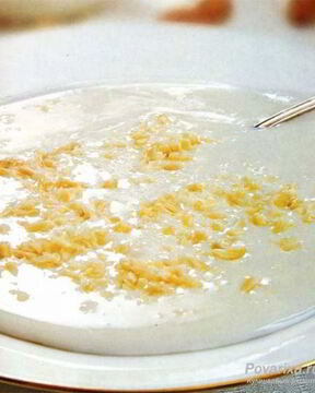 Молочный суп с миндалем