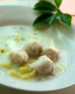 Молочный суп с рыбными фрикадельками