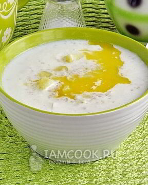 Суп молочный из ячневой крупы по-латышски