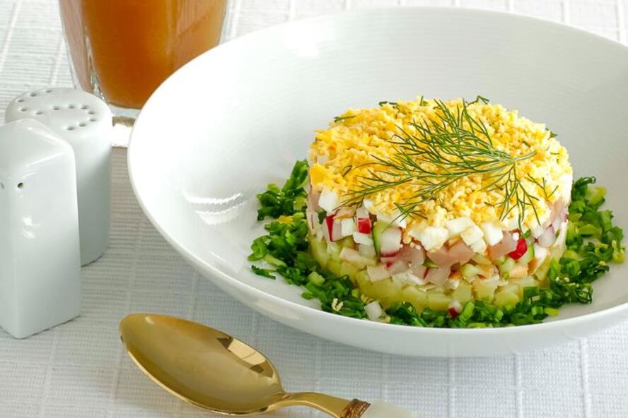 Рецепт классической окрошки на квасе с языком