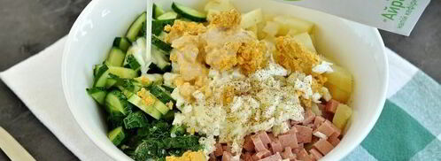 окрошка с колбасой на айране. Шаг 9