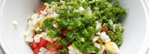 окрошка с курицей и помидорами. Шаг 4