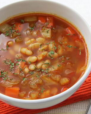 Овощной суп с фасолью