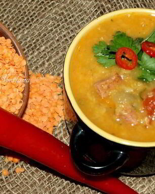 Чечевичная похлебка с сальчичоном