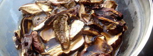 грибная похлебка с перловкой и курицей. Шаг 4