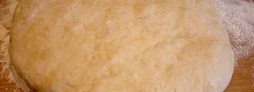 похлебка с семгой и шпинатом под домашним слоеным тестом очарована, околдована. Шаг 3