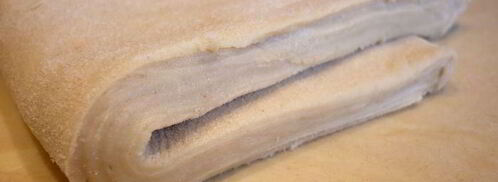 похлебка с семгой и шпинатом под домашним слоеным тестом очарована, околдована. Шаг 11