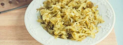 рассольник с солеными огурцами и перловкой. Шаг 4