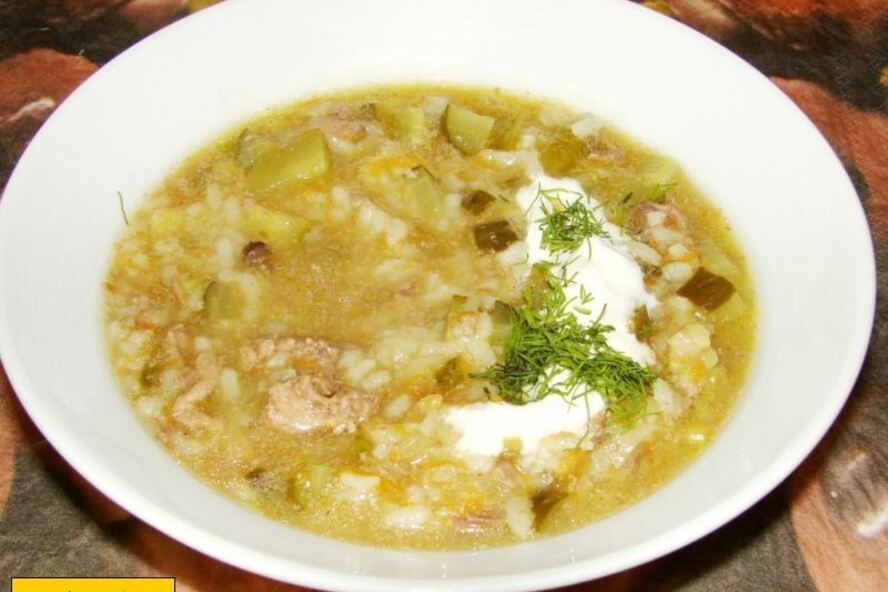 Рецепт супа рассольник с рисом солеными огурцами и курицей