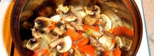 грибные щи из квашеной капусты. Шаг 5