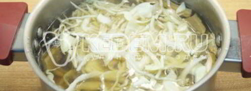 постные щи с капустой и грибами. Шаг 5