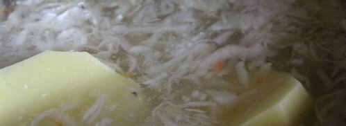 щи из свежей и квашеной капусты на курином бульоне. Шаг 3