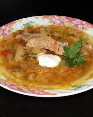 Щи со свининой в мультиварке