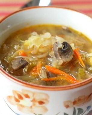 Вегетарианские щи из квашеной капусты