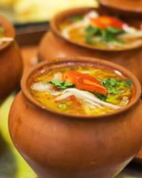 Шурпа в горшочке