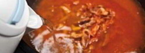 солянка мясная на сковороде. Шаг 12