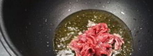 солянка мясная на сковороде. Шаг 6