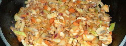 суп-солянка с грибами и капустой. Шаг 5