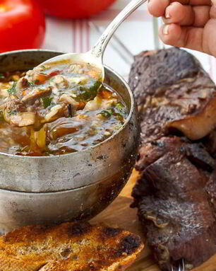 Шашлык из барашка и походный харчо