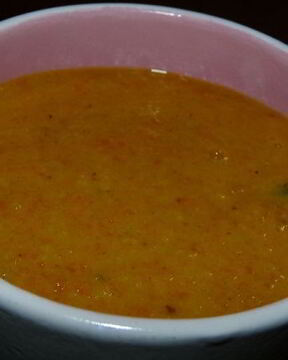 Суп-пюре из цветной капусты с куркумой