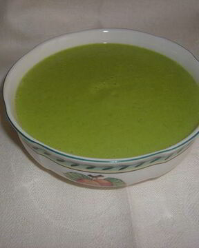 Суп-пюре из зеленого горошка