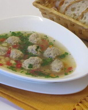 Суп с фрикадельками