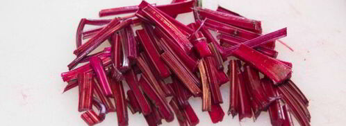 холодный свекольник с ботвой. Шаг 5