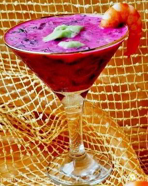 Холодный свекольник с креветками