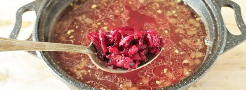 классический горячий свекольник с мясом. Шаг 11