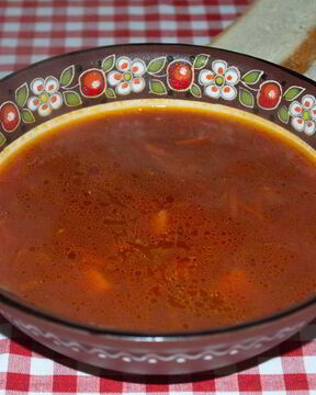 Свекольник на курином бульоне