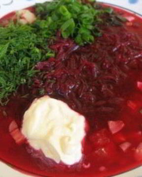 Свекольник с колбасой