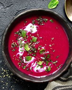 Свекольник с томатами