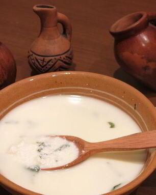 Грузинский сырный суп Гадазелили