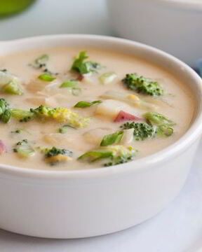 Легкий сырный суп с шампиньонами и брокколи