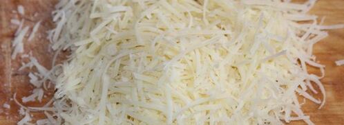 луково-сырный суп с гренками. Шаг 9