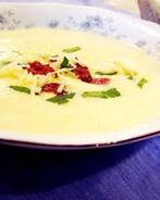 Сырно-луковый суп с луком-пореем